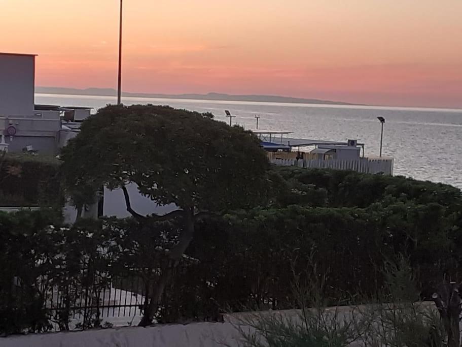 Portami A Sentire Le Onde Del Mare Apartment Бари Екстериор снимка