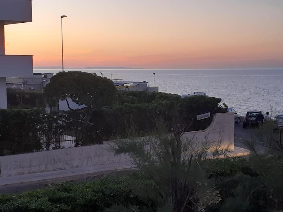 Portami A Sentire Le Onde Del Mare Apartment Бари Екстериор снимка